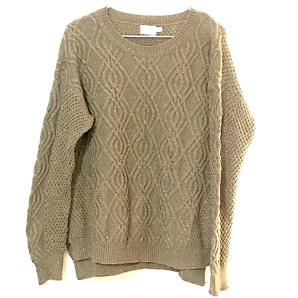 Time and Tru Cableknit Sweater L